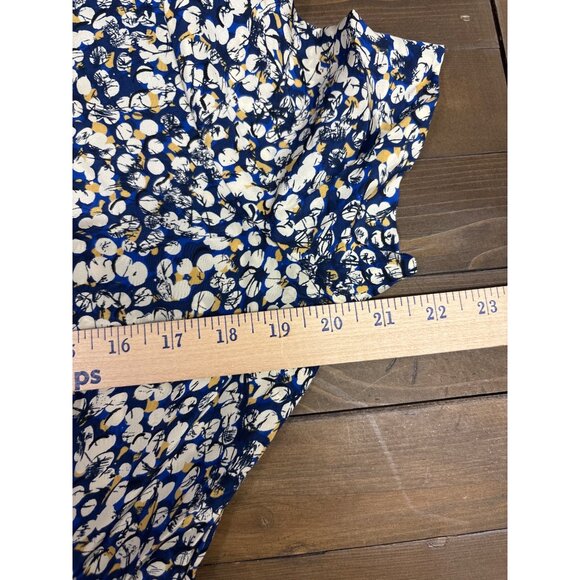 Adrianna Papell Petite 100% Silk Floral Wrap Dress Size 10P Blue & White Short S - Picture 5 of 5